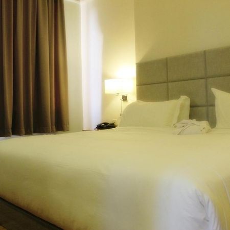 Cot Hotel Аддис-Абеба Екстер'єр фото