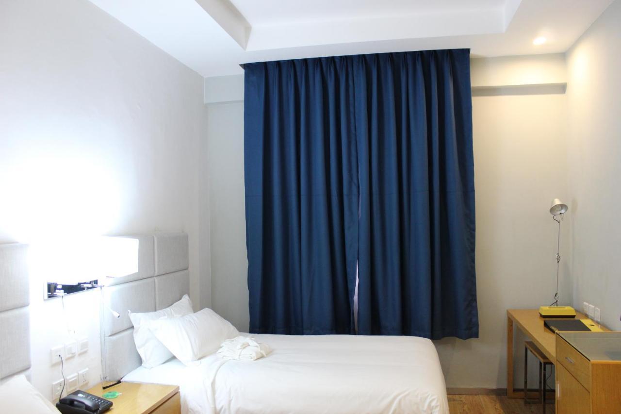 Cot Hotel Аддис-Абеба Екстер'єр фото